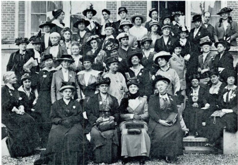TALER 6: ACTIVISMO TRANSNACIONAL Y REDES INTERNACIONALES DE LAS MUJERES EN LOS SIGLOS XIX Y XX.