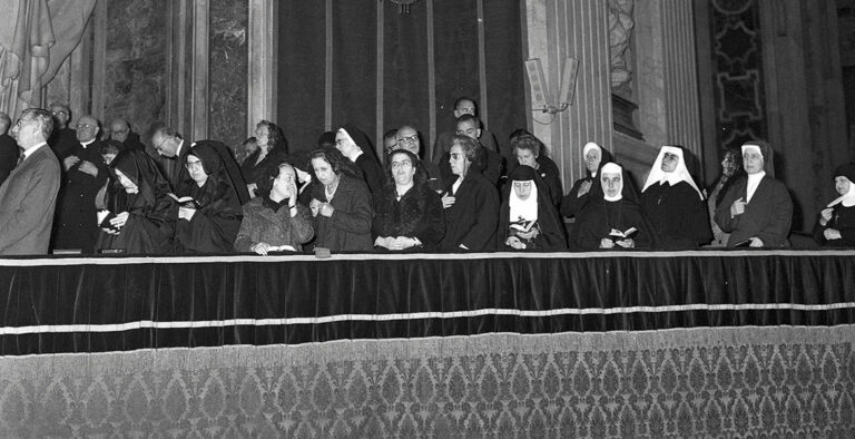 Nueva publicación: Dosier «Mujeres, cristianismo y movilización en el siglo XX»